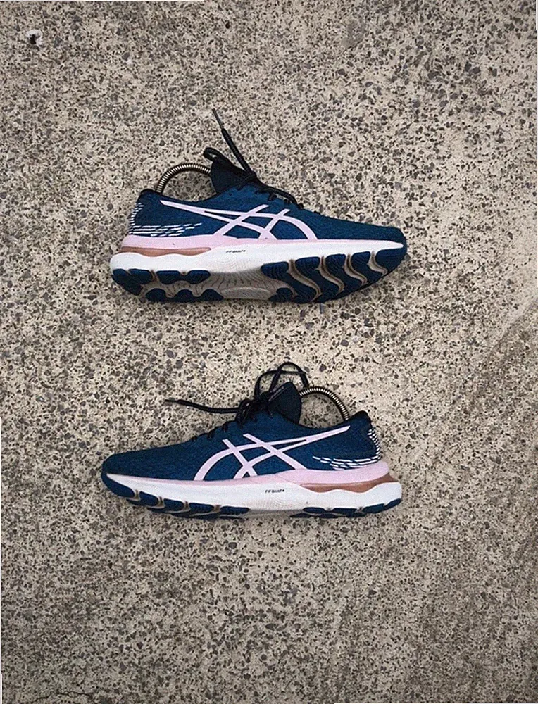 ASICS Gel-Nimbus Laufschuhe Blau Gr. 41,5 – Komfort Running Schuhe