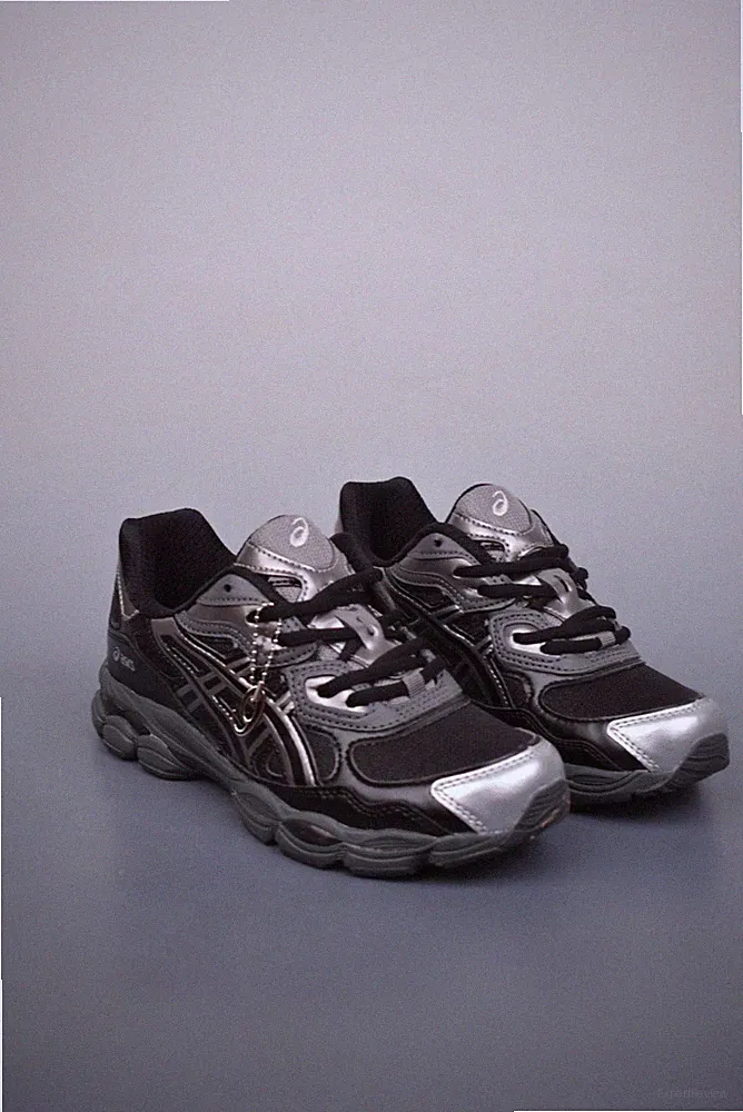 ASICS GEL-NYC Unisex-Sportschuhe, Schwarz/Silber, Y2K Retro-Laufschuhe