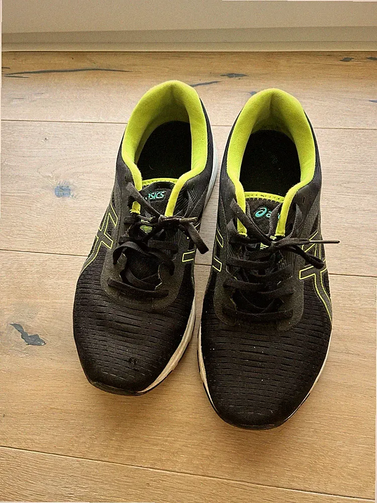 ASICS Gel-Pulse 12 Laufschuhe Sneaker Gr. 44 5 Sportschuhe, Running