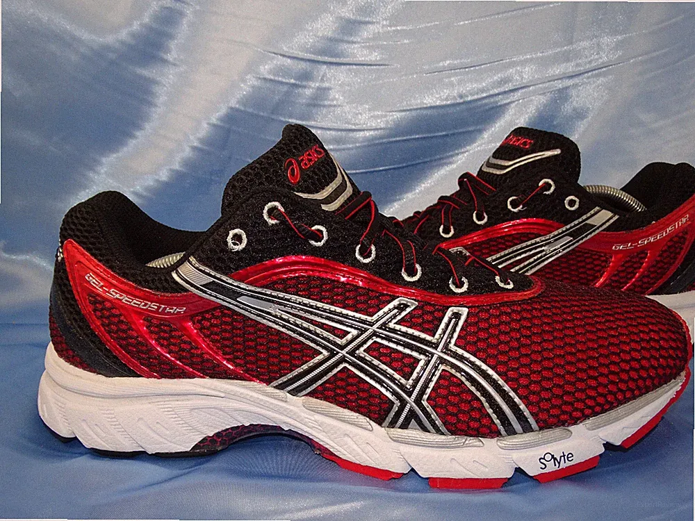 ASICS GEL SPEEDSTAR 4 LAUFSCHUHE GR 44 HERREN SCHUHE ROT KAYANO CUMULUS T021N