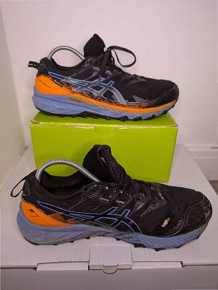 Asics Gel-Trabuco 10 Goretex Herren Laufschuhe wasserdicht Turnschuhe UK Größe 8