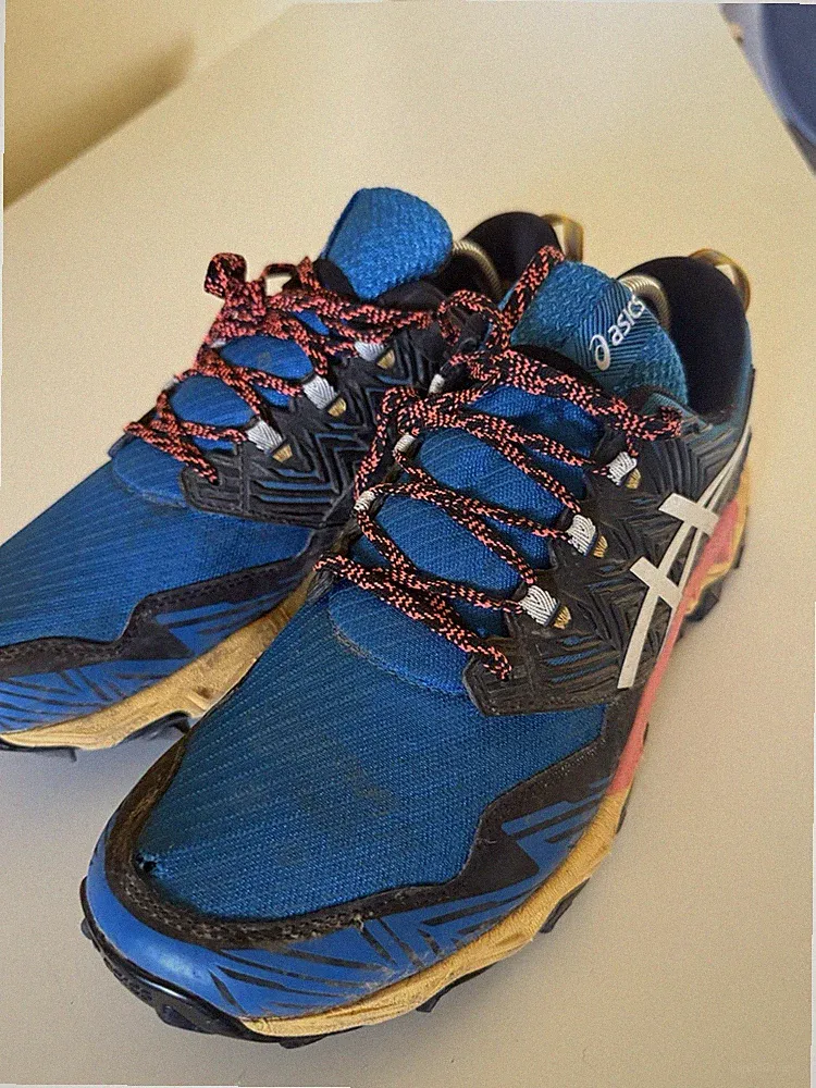 Asics Gr. 42,5 , Laufschuhe, Sportschuhe, Wanderschuhe