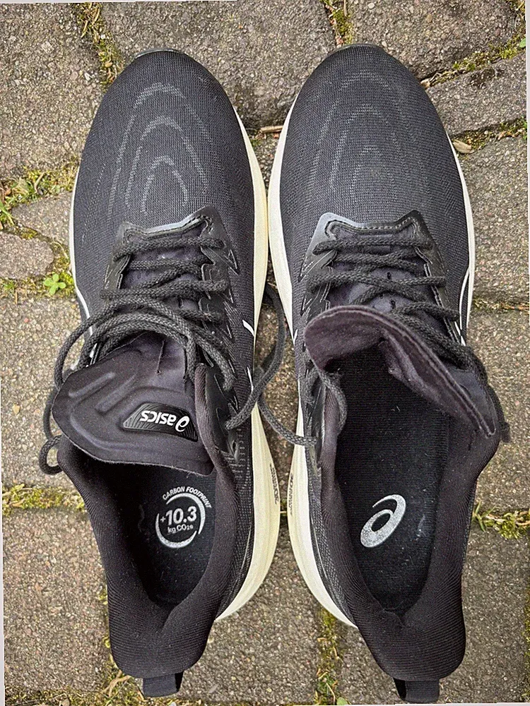 Asics GT-2000 13 Laufschuhe Gr. 45 schwarz PureGEL FF Blast+ wenig getragen