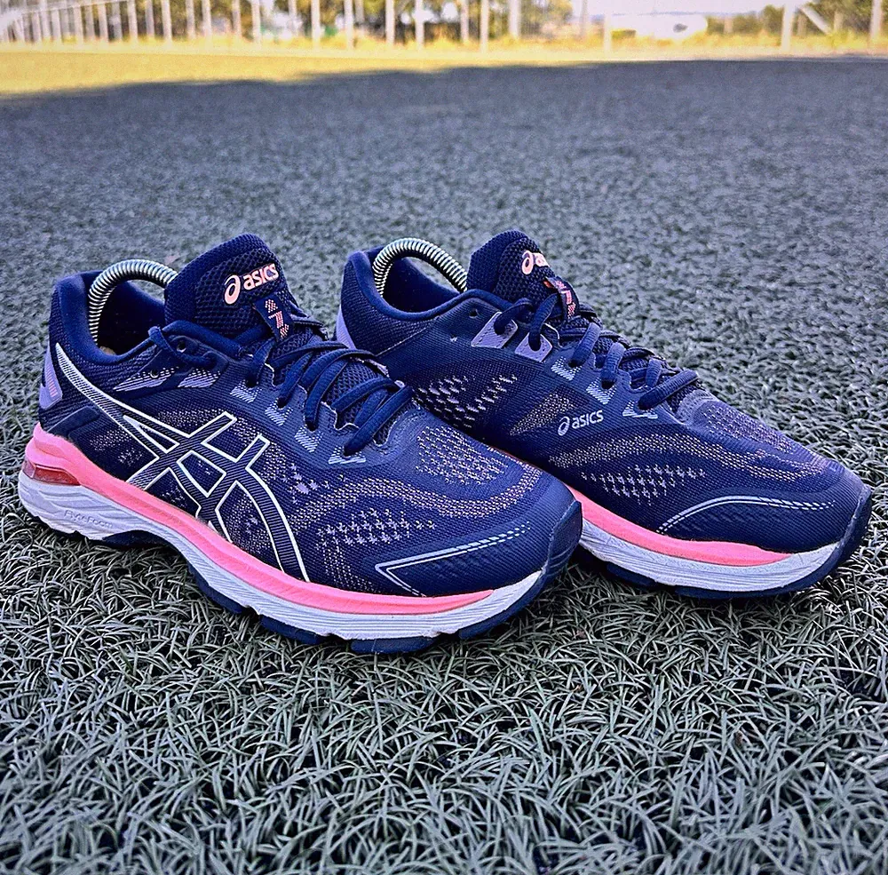 ASICS GT-2000 7 Herren Laufschuhe Sneaker Blau/Rosa/Weiß EU 39 1012A147