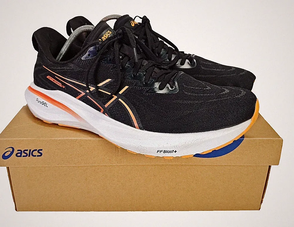 Asics GT2000 13 Herren Stabilität Laufschuhe Schwarz Orange UK12 US13 EU46