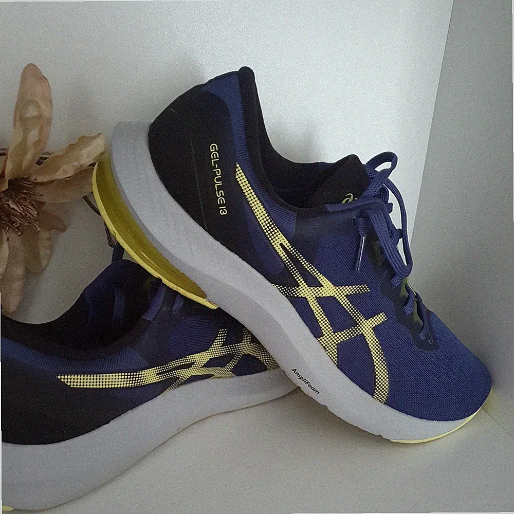 ASICS Herren GEL-PULSE 13 Sportschuh AmpliFoam Textil GEL Laufschuh EU 43.5