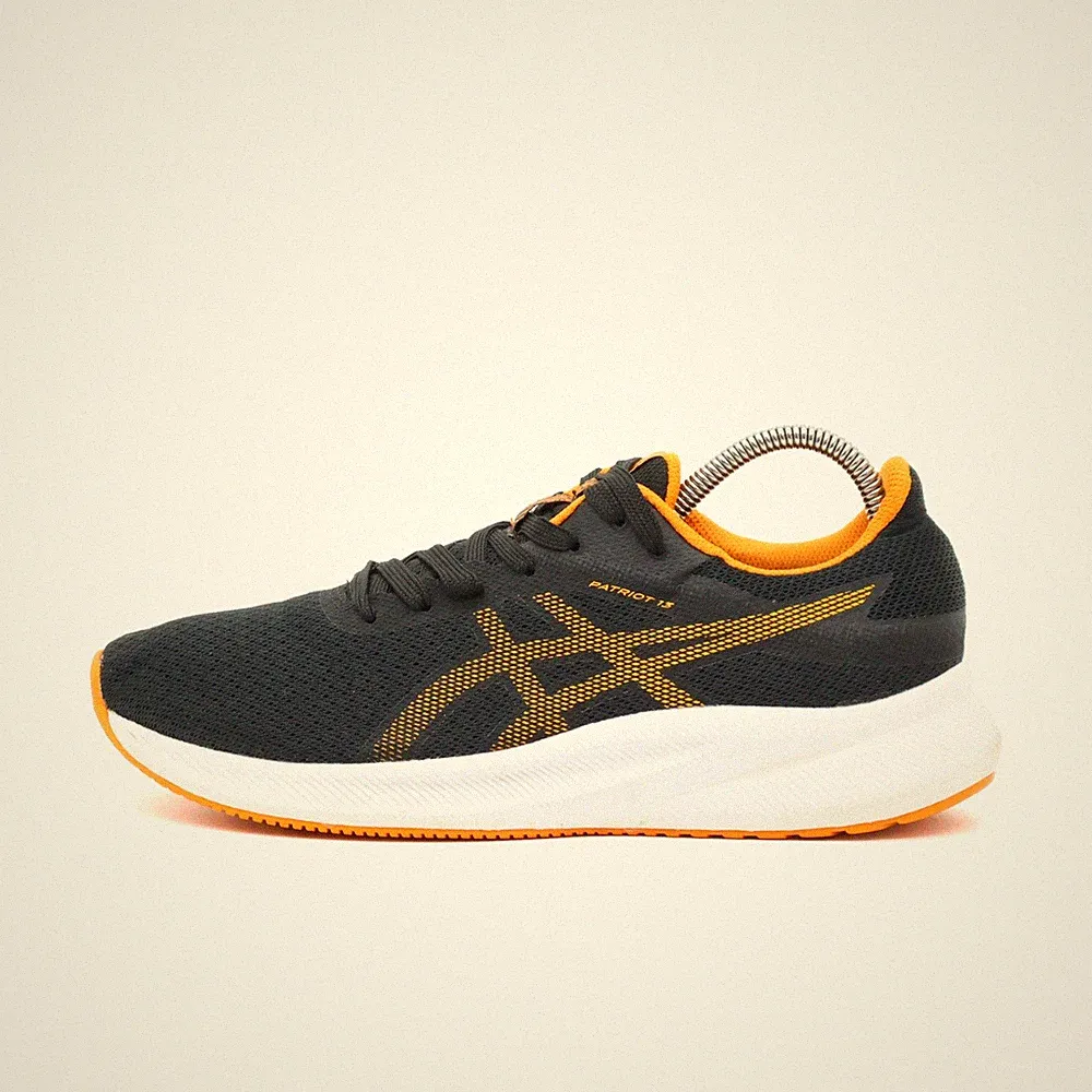 ASICS Herren Patriot 13 Laufschuhe EU 42 Schwarz/Orange 1011B485