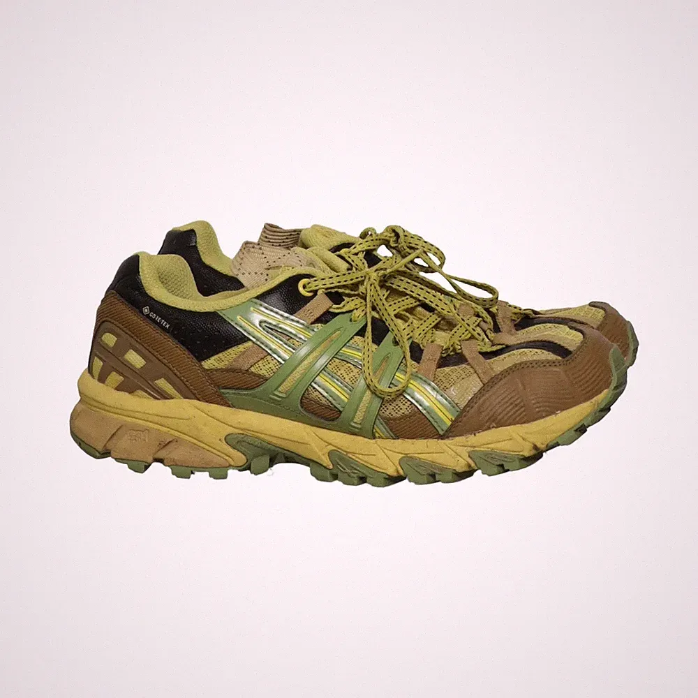 Asics, Laufschuhe, Größe: 39 1/2, 1201A440, Grün/Braun/Schwarz, Herren #U51
