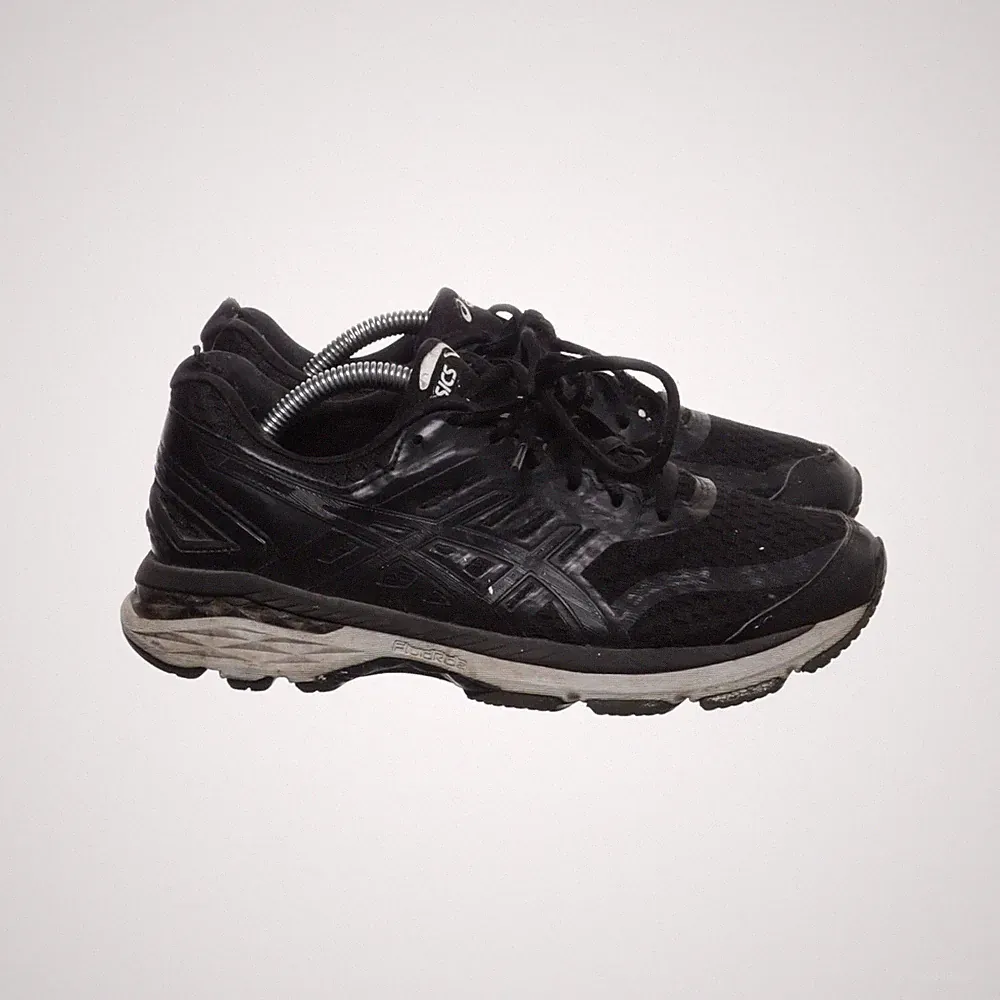Asics, Laufschuhe, Größe: 39 1/2, T57N, Lederimitat, Schwarz, Herren #6TA