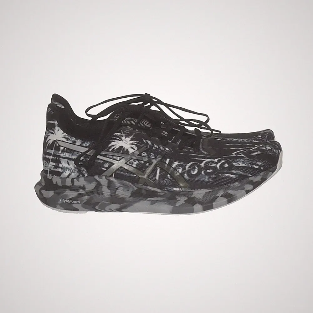 Asics, Laufschuhe, Größe: 42 1/2, Noosa Tri 14, Schwarz/Weiß/Grau, Herren #UTm