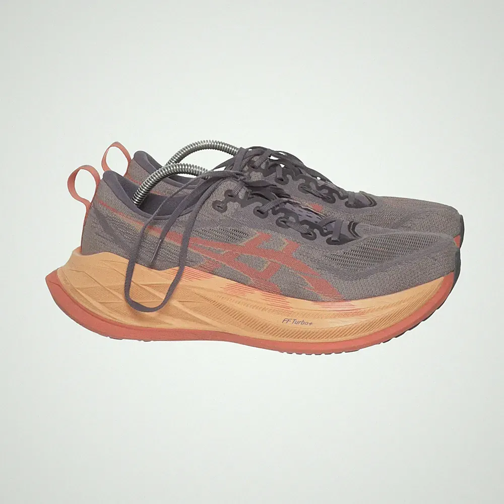 Asics, Laufschuhe, Größe: 44 1/2, model: superblast, Grau/Orange #bHz