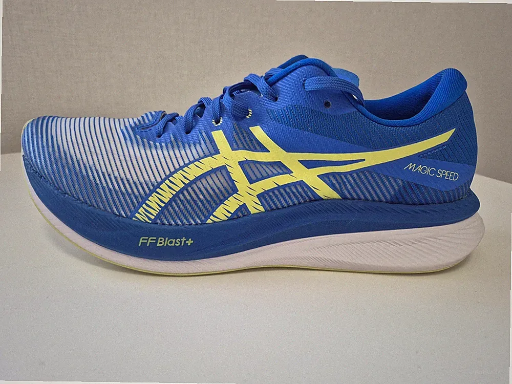 Asics Magic Speed 3 leichte Laufschuhe Gr. 12 46,5 Carbonplatte Wettkampf