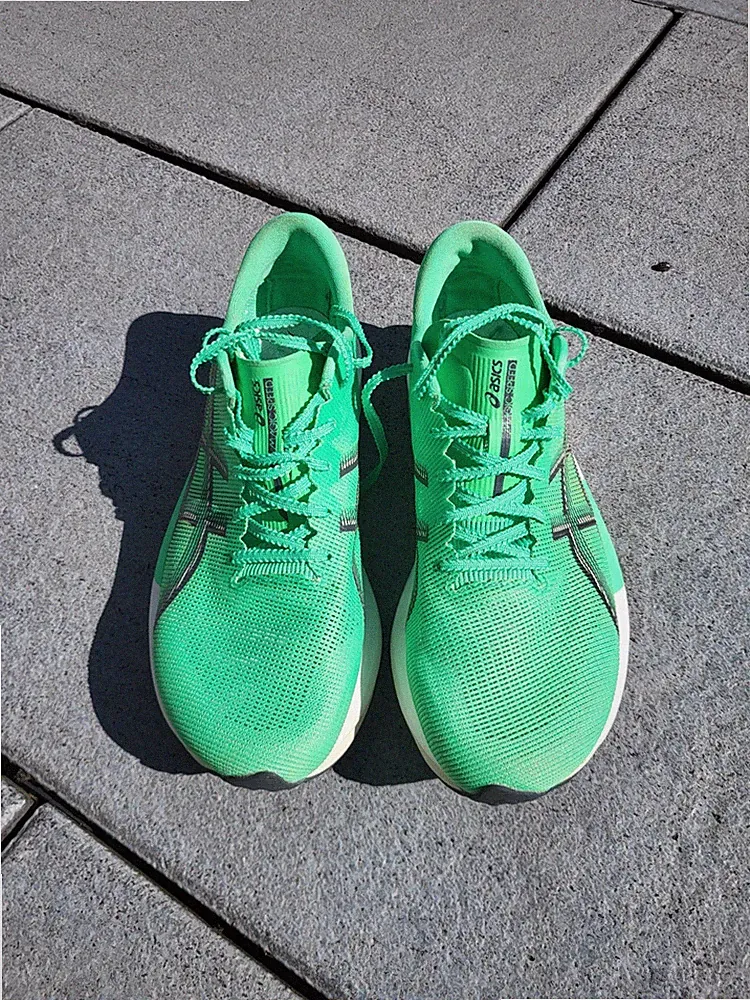 ASICS Magic Speed 5 Laufschuhe