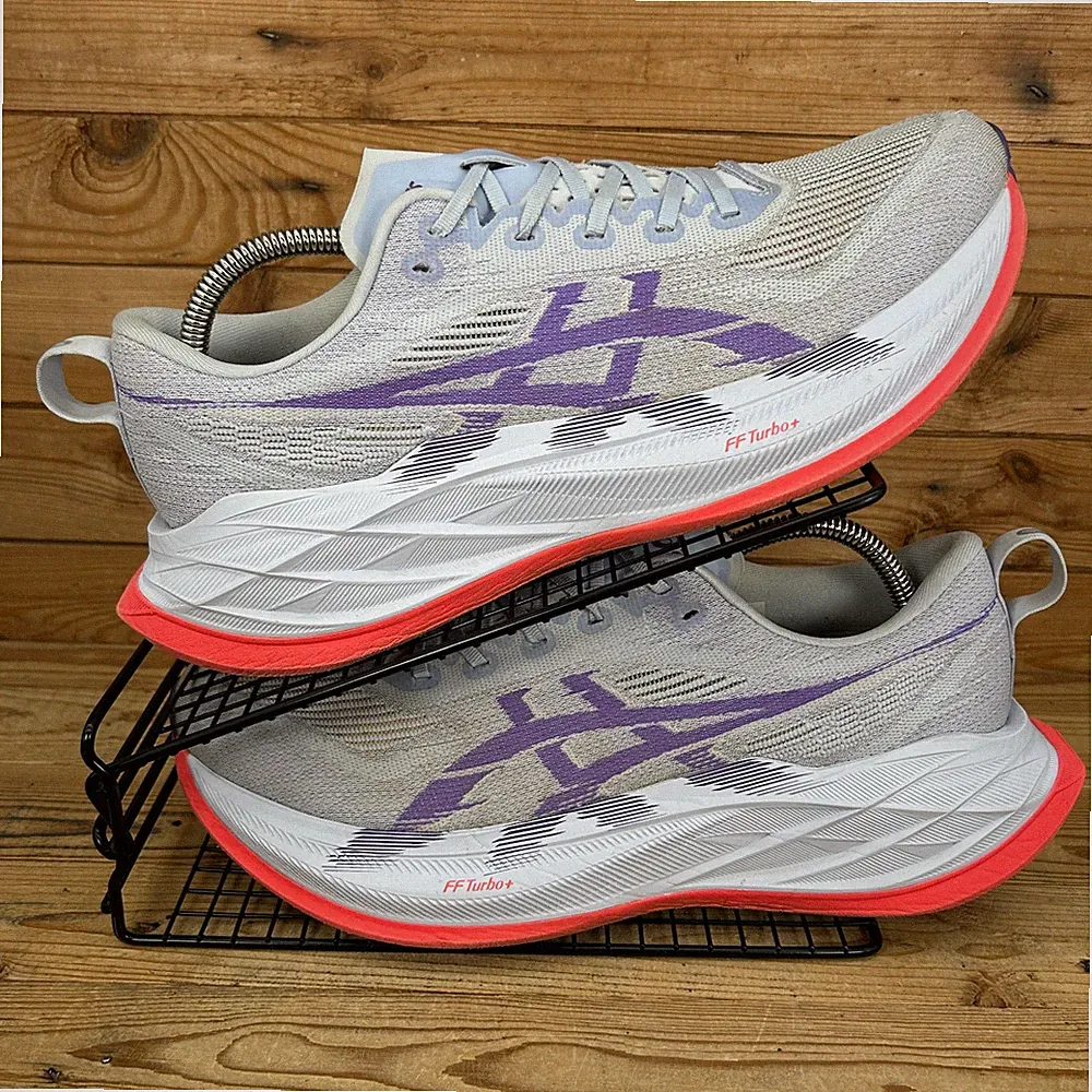 Asics Turnschuhe Herren Größe UK 10 SuperBlast 2 blau verblassen lila Straßenlaufschuhe
