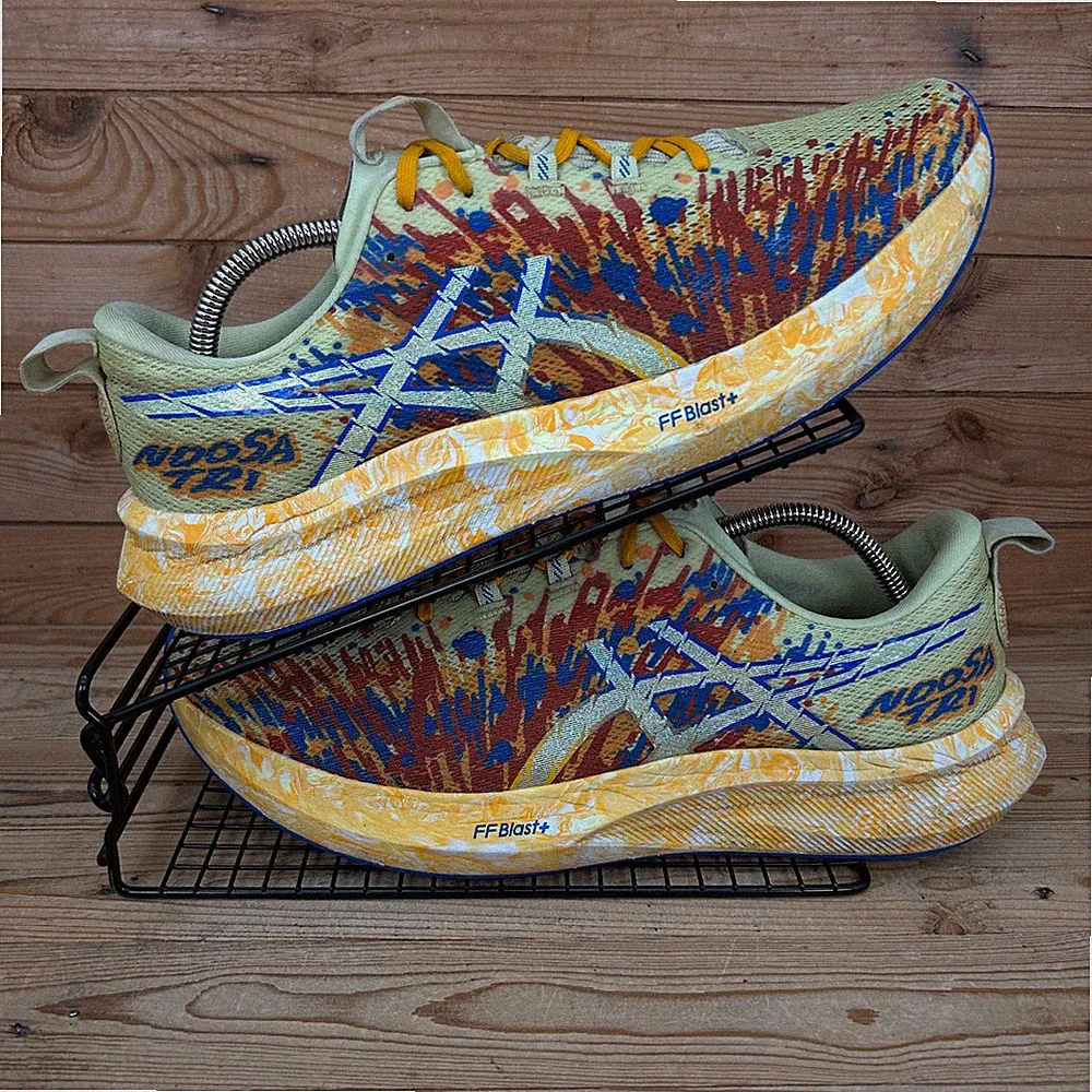 Asics Turnschuhe Herren Größe UK 12 Gel Noosa Tri 16 Huddle gelb Laufschuhe