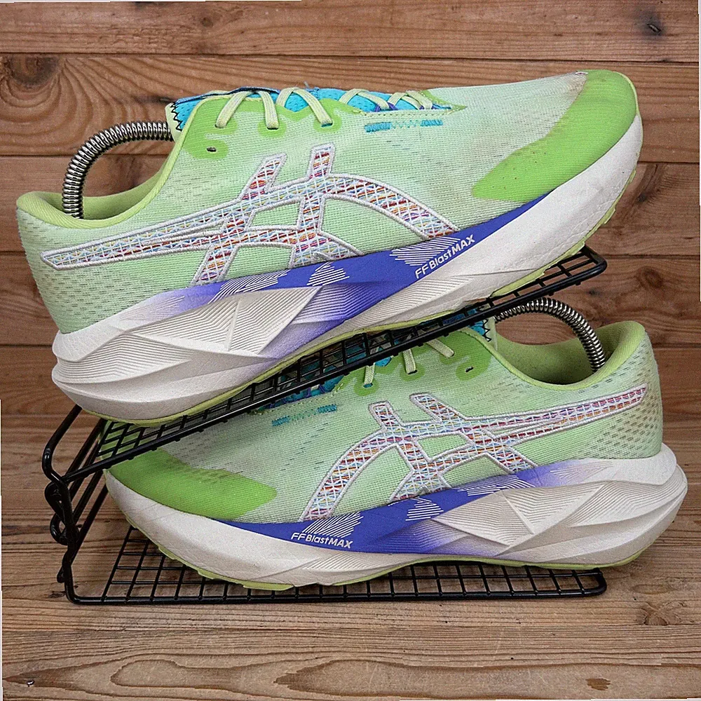 Asics Turnschuhe Herren Größe UK 9 NovaBlast 5 TR grün lila Straßenlaufschuhe*