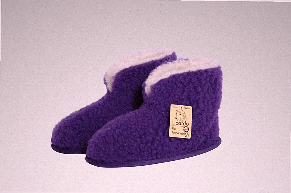 Boots Hausschuhe Heimschuhe Bettschuhe Fußwärmer mit Sohle Wolle lila (42/43)