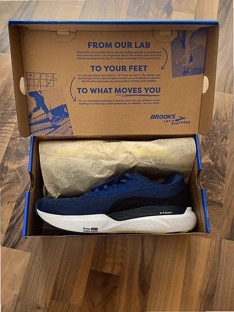 Brooks Adrenaline GTS 24 10.5 44.5 Blau Laufschuhe Neue Einlegesohlen Trailrun