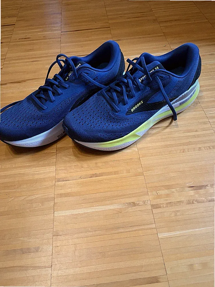 Brooks Adrenaline GTS 24 D Herren Laufschuhe Blau, Größe 45