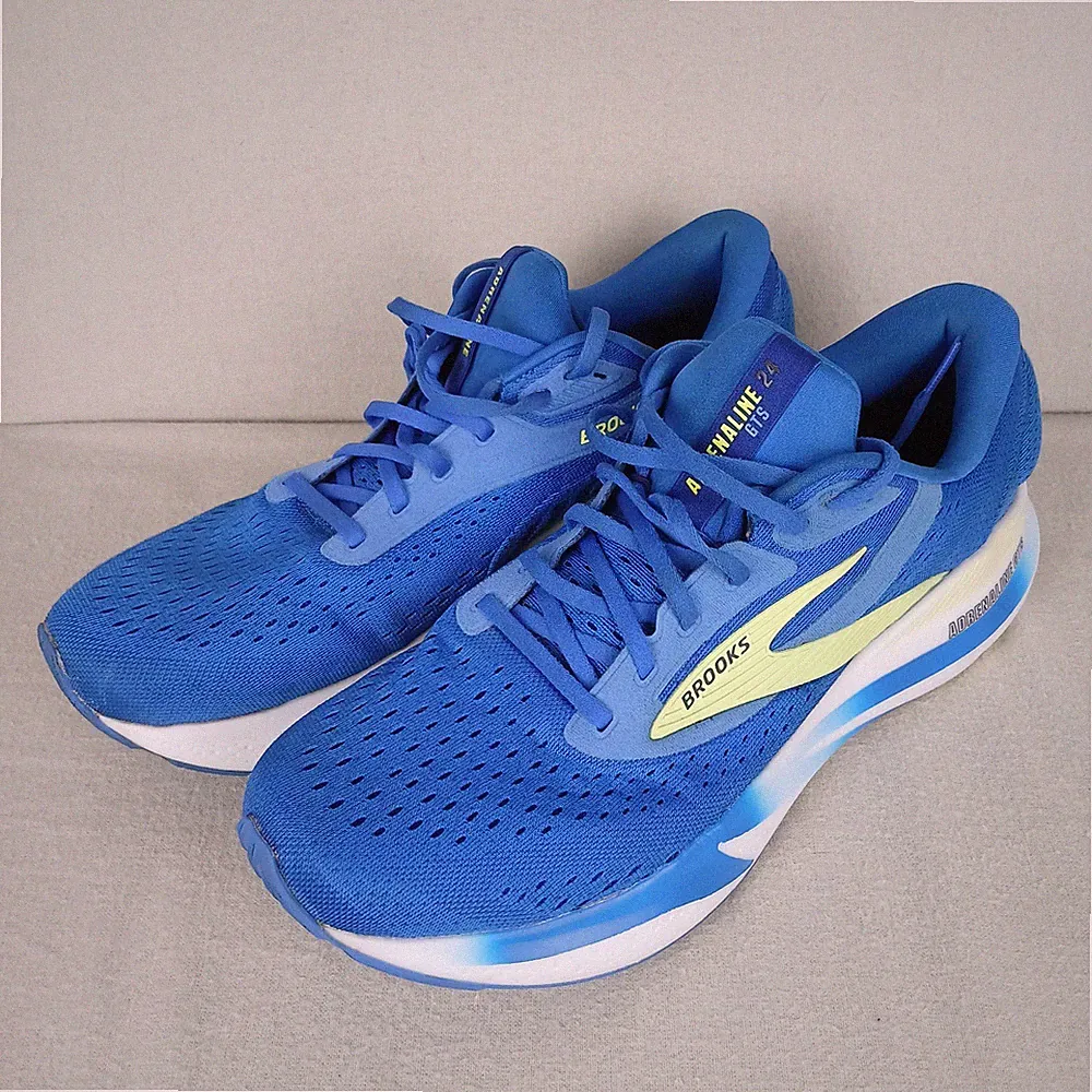 Brooks Adrenaline GTS 24 Herren UK 10,5 Medium D Sneaker Blau Weiß Laufschuhe