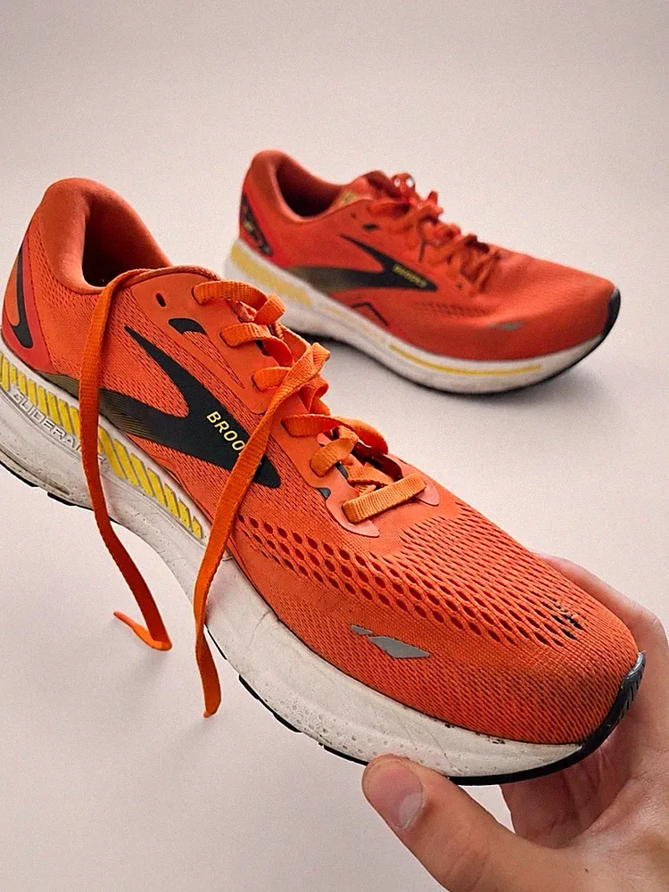 Brooks Adrenaline GTS Herren Laufschuhe Gr. 43 Orange Weite D 1103911D642