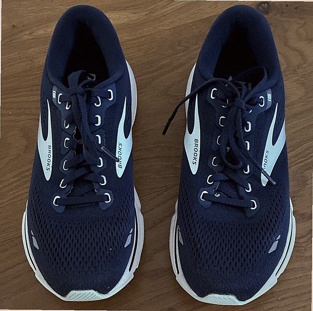 Brooks Ghost 15 Damen Laufschuhe Blau/Weiß Mesh atmungsaktiv Schnürung