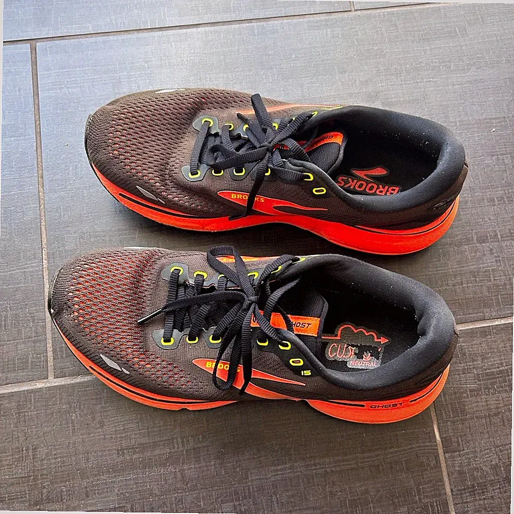 Brooks Ghost 15 Herren Laufschuhe Mesh neutral Schwarz/Orange