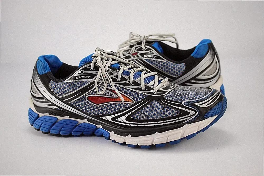 Brooks Ghost 5 Gr.45,5 Herren Training-Laufschuh Sneaker WIE NEU R 945