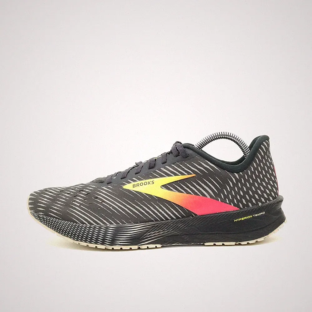 Brooks Herren Hyperion Tempo Sneaker EU 44 Schwarz/Gelb/Pink Atmungsaktiv