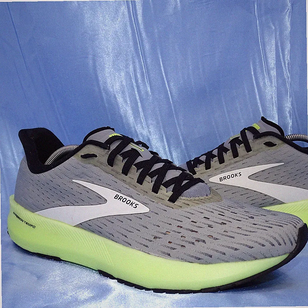 BROOKS HYPERION TEMPO LAUFSCHUHE GR 42,5 HERREN SCHUHE SNEAKER ADRENALIN CUMULUS