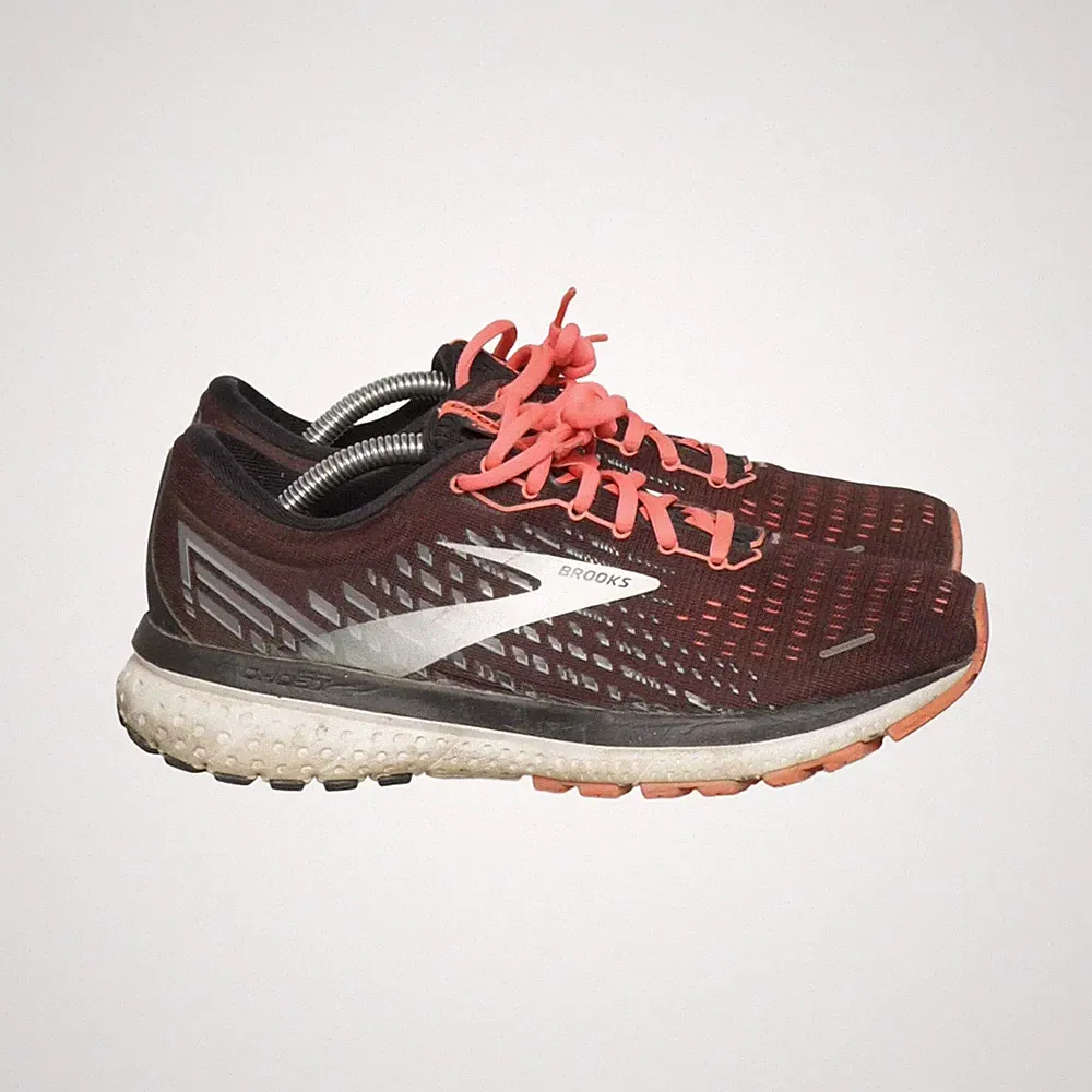 Brooks, Laufschuhe, Größe: 39, GHOST 13, Schwarz/Rot, Damen #eWl