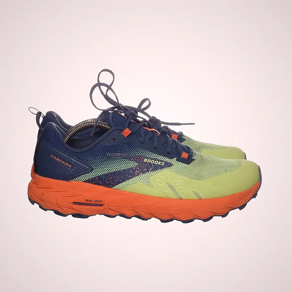 Brooks, Laufschuhe, Größe: 46, Cascadia (Trail), Blau/Gelb/Orange, Herren #jGx