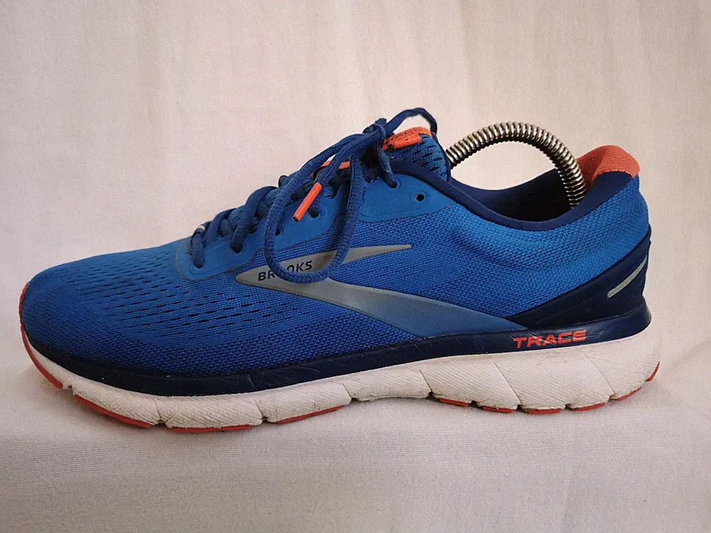 Brooks Trace 1 Laufschuhe EU 44 US 10 Sneaker blau-orange 1103641D495 Medium D