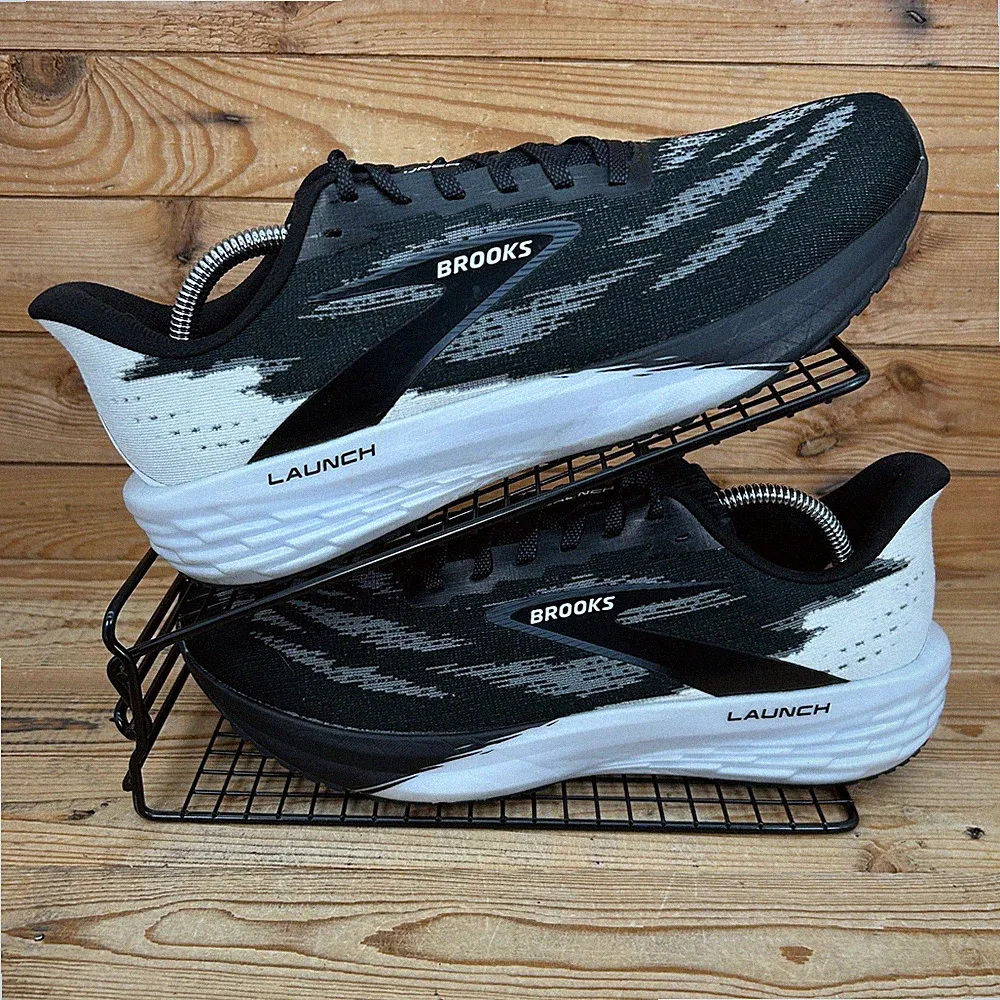 Brooks Turnschuhe Herren Größe UK 9 Launch 11 schwarz weiß Straßenlauf gepolsterte Schuhe