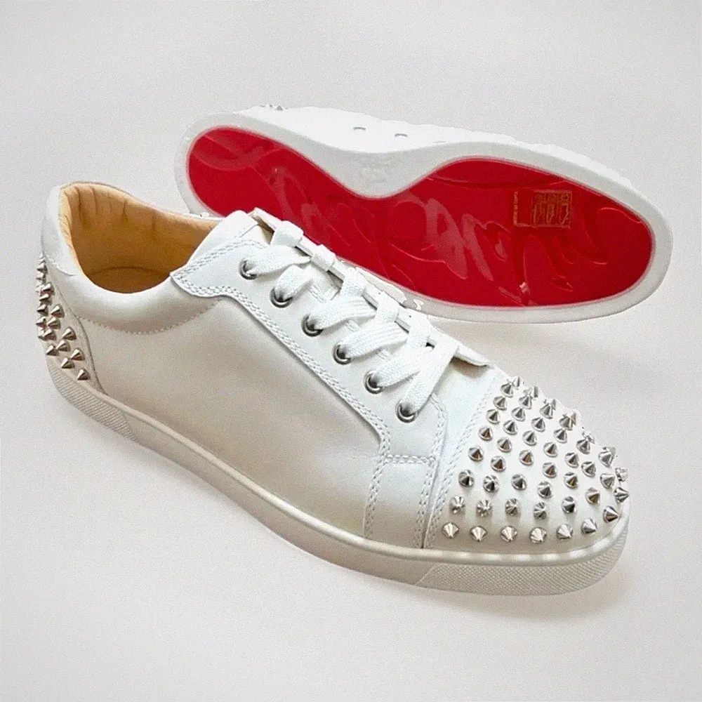 Christian Louboutin Seavaste 2 Sneaker Snow White Silver Spikes Gr. 43,5