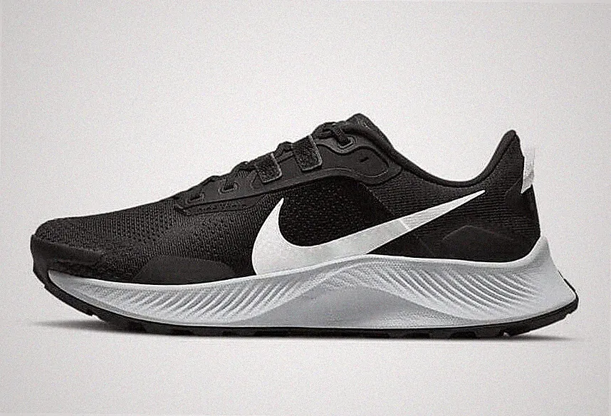 DA8697-001 Nike Pegasus Trail 3 Herren Trail Laufschuhe Schwarz Sneakers Sport