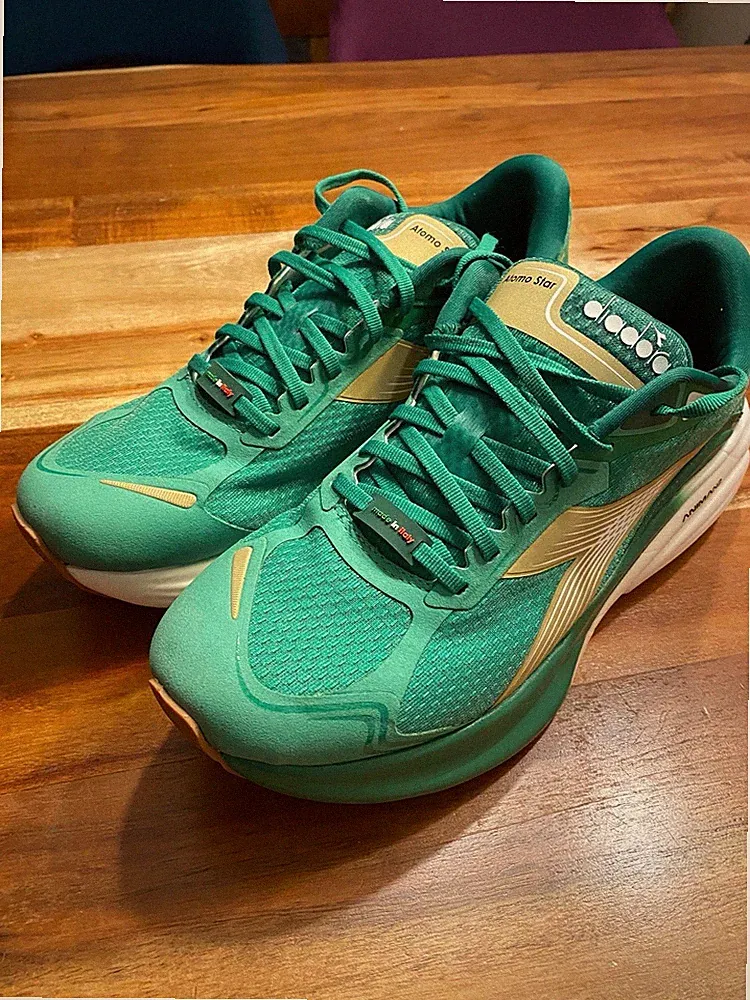 Diadora Laufschuhe Herren, Größe 43