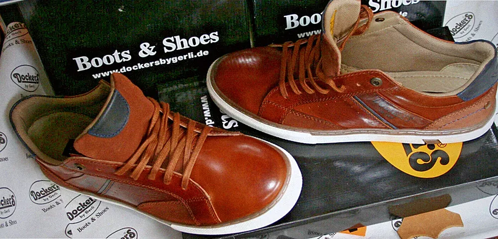 DOCKERS by gerli 41/42 WILD HORSE Neu sattel brown echtes Büffel- Leder