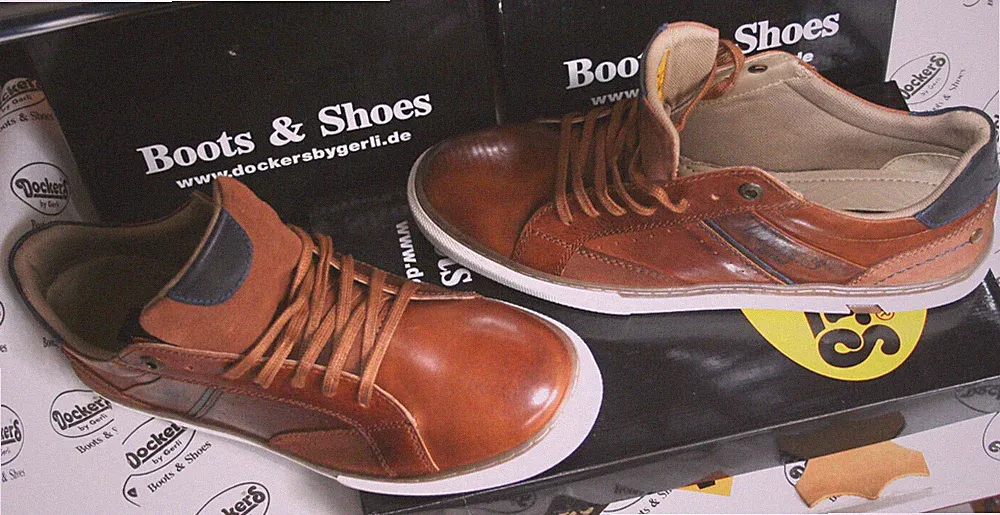 DOCKERS by gerli 41/42 WILDERNESS Neu sattel brown usw echtes Büffel Leder