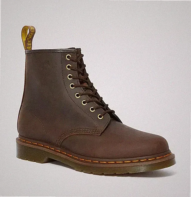 Dr. Martens 1460 Crazy Horse Leder Stiefel in Braun Limited Stock