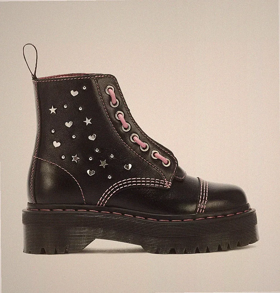 Dr. Martens Sinclair Hearts and Stars 8 Eye Milled Gloss in Black and Pink