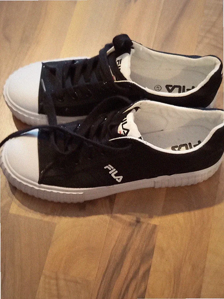 FILA Sneaker Low Top Schwarz/Weiß Schnürung Unisex EU 41 Walking