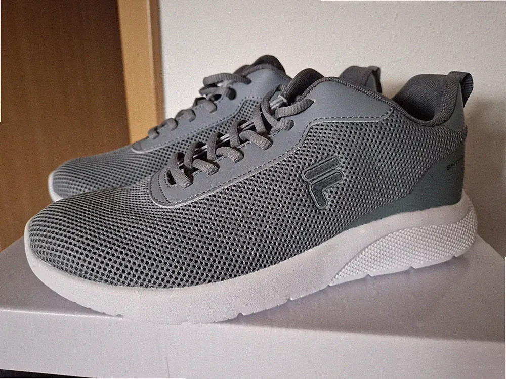 Fila Spitfire Herren Laufschuhe Gr. 43