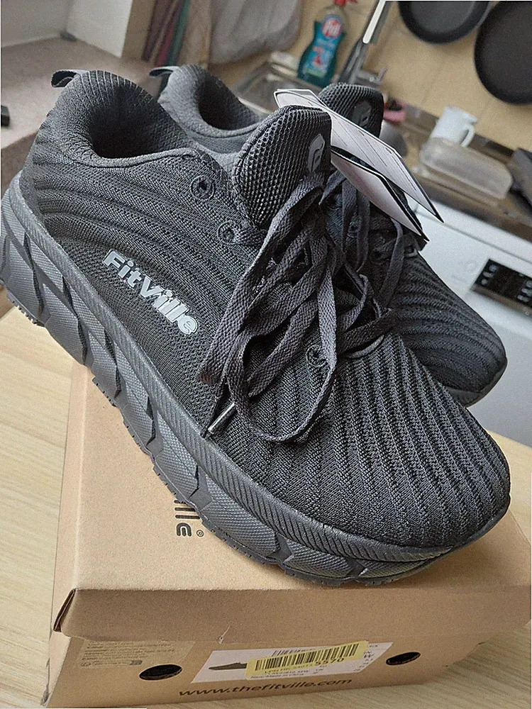 extra weite laufschuhe herren