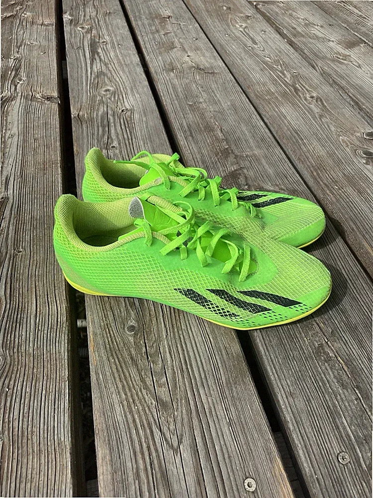 Fussball Hallenschuh Adidas grün Gr. 40 2/3