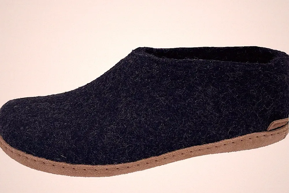 glerups Wollfliz Hausschuh Dunkelgrau Charcoal Lederlaufsohle A-02