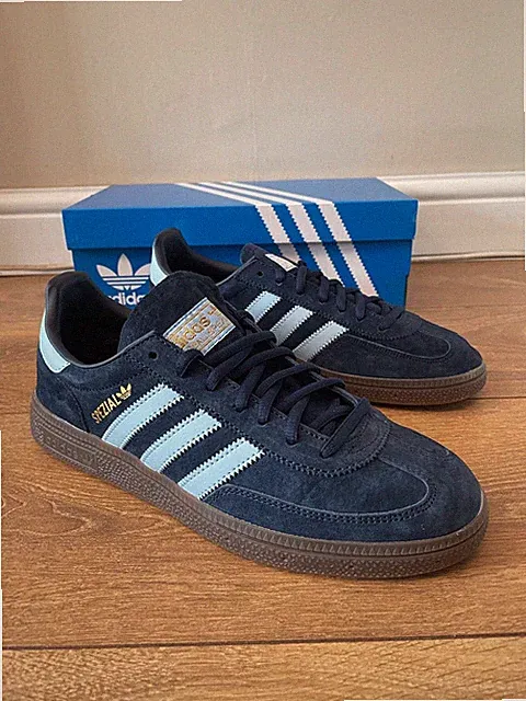 Herren Adidas Handball Spezial Marine Schuhe Turnschuhe UK Größe 7 bis 12 BD7633