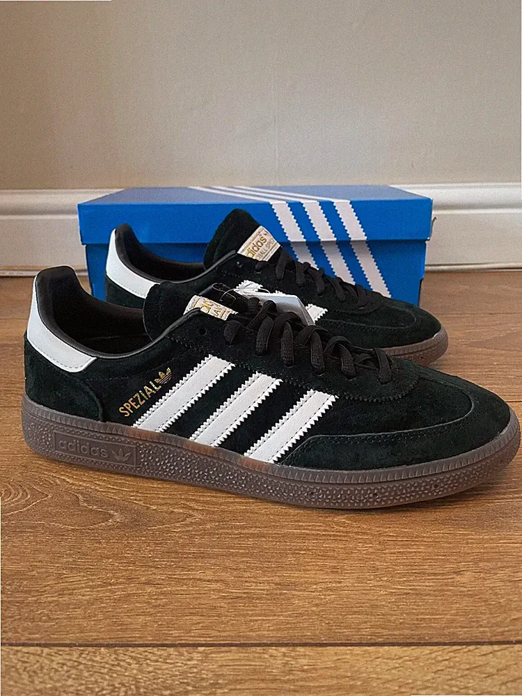 Herren Adidas Handball Spezial schwarz Schuhe Turnschuhe UK Größe 7 bis 12 DB3021