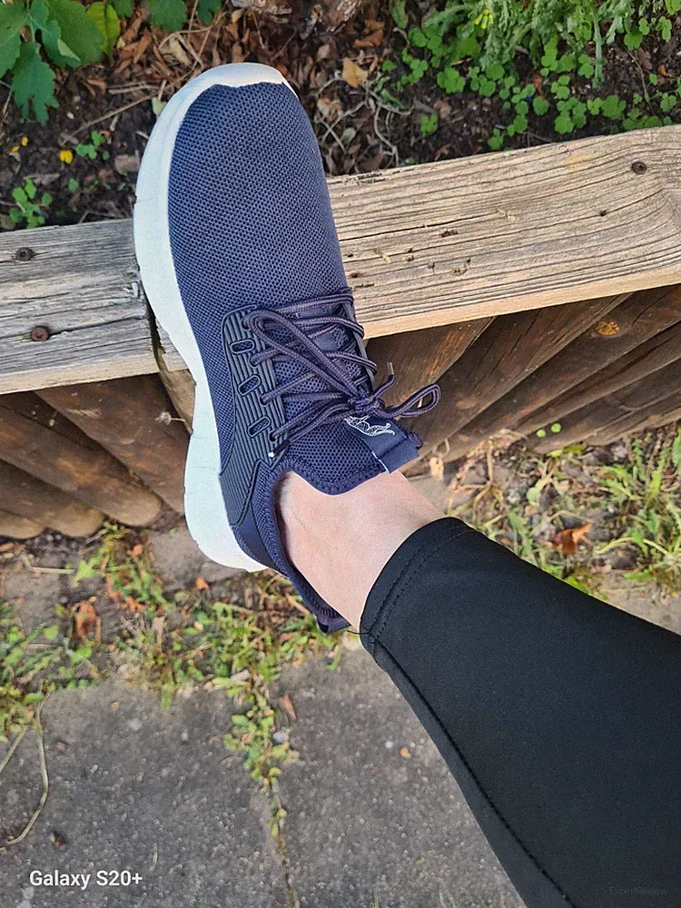 47 Hallenschuh