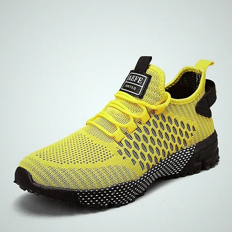 Herren Laufschuhe Sneaker aus atmungsaktivem Outdoor-Mesh.